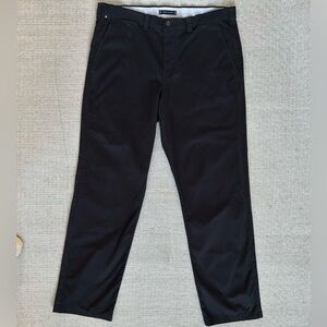 Tommy Hilfiger Men's 38/36 Black Chinos Pants